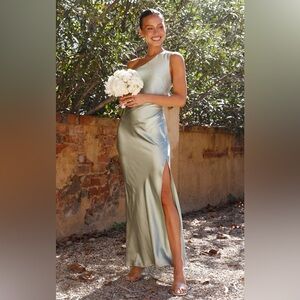 Like New Billy J Victoria Maxi Dress - Sage